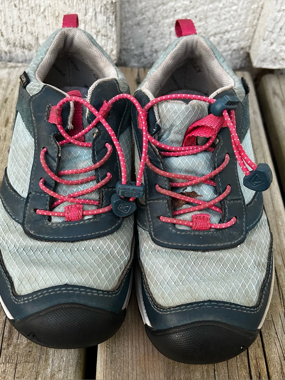 Girls Hiking Shoes - KEEN size 1
